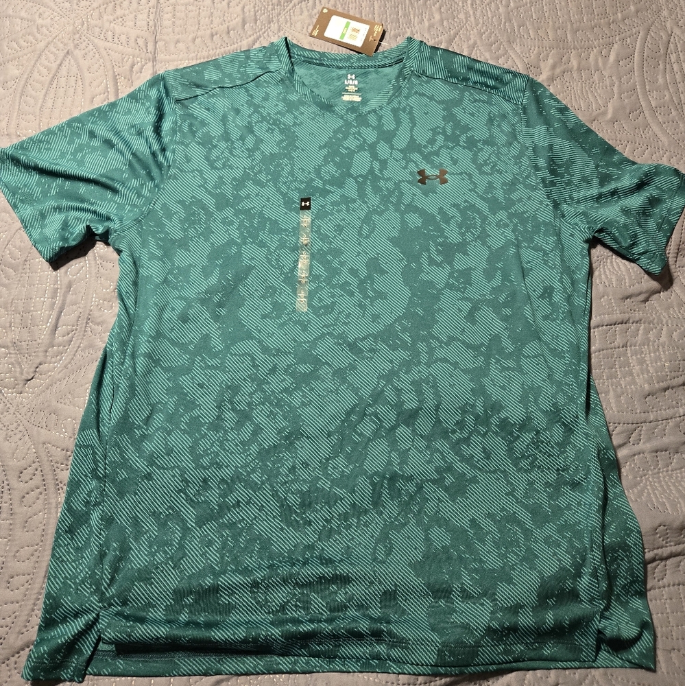 Under Armour Mens Loose Fit Tshirt Large